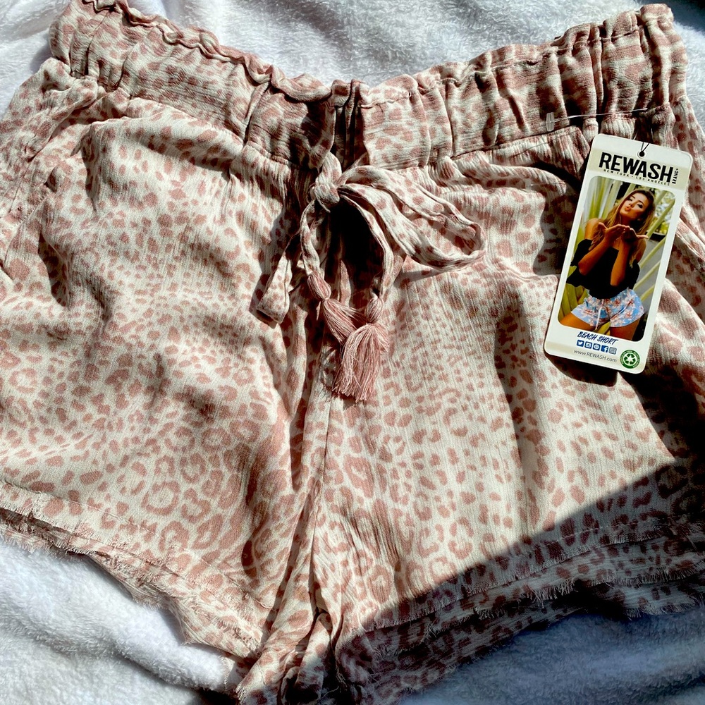 NWT juniors shorts